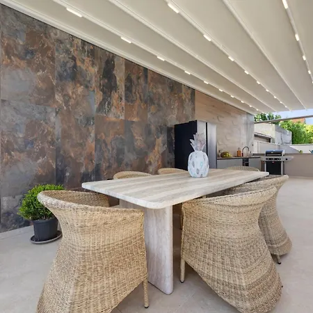 Villa V&d Near Arena And Beautiful Beaches - By Istrabook *
