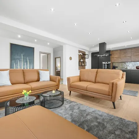 V&d Near Arena And Beautiful Beaches - By Istrabook Villa *